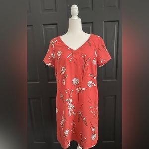 Floral shift dress. Apt 9. NWTs. medium